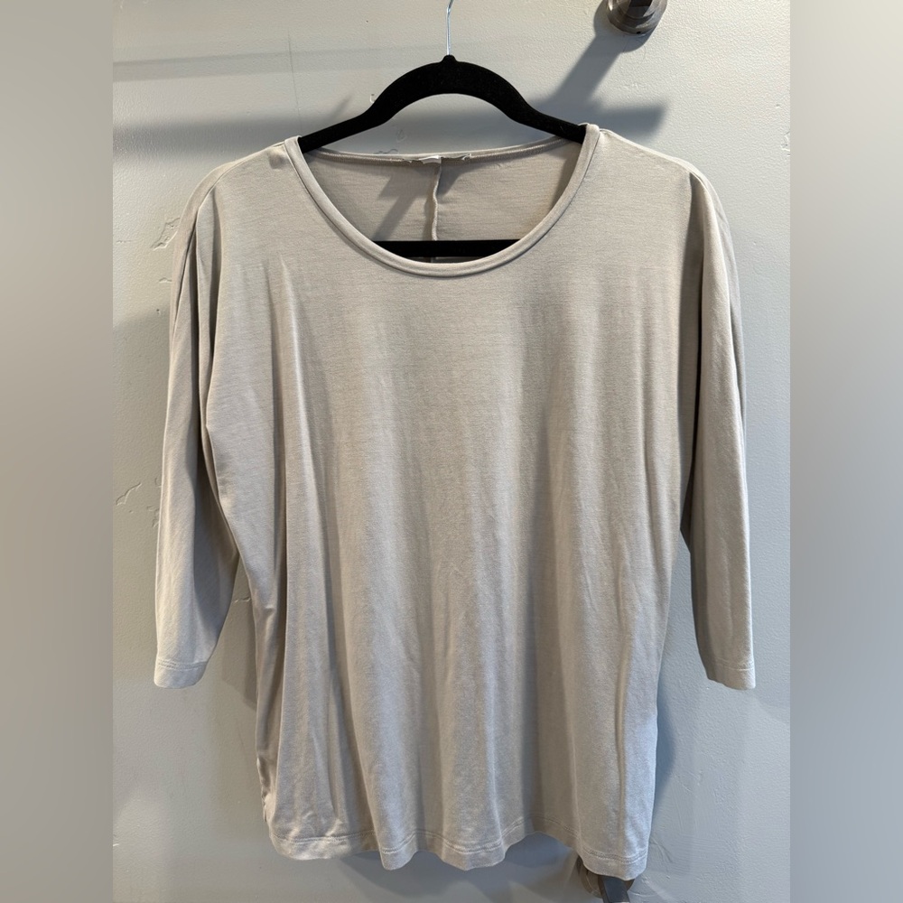 Max Mara Classic Gray Top Size Large